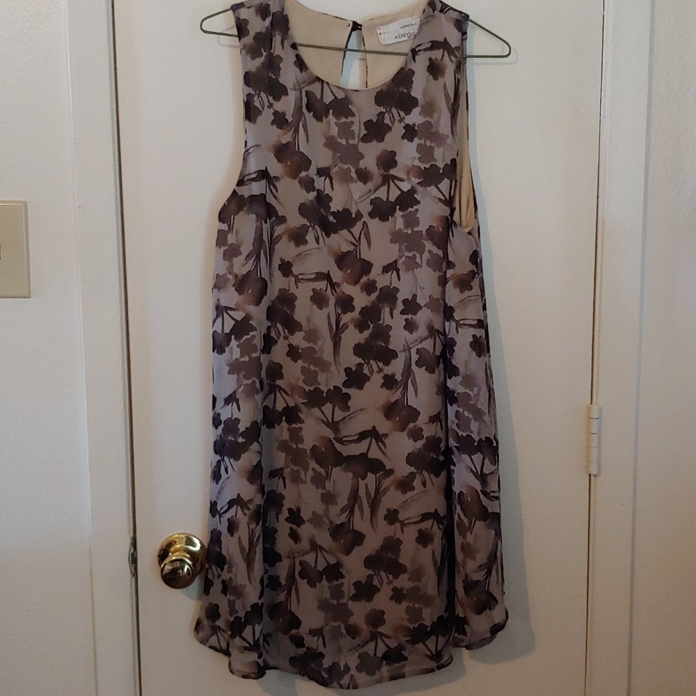 Flowy dress